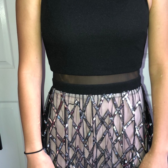 Prom Dress - Picture 2 of 5